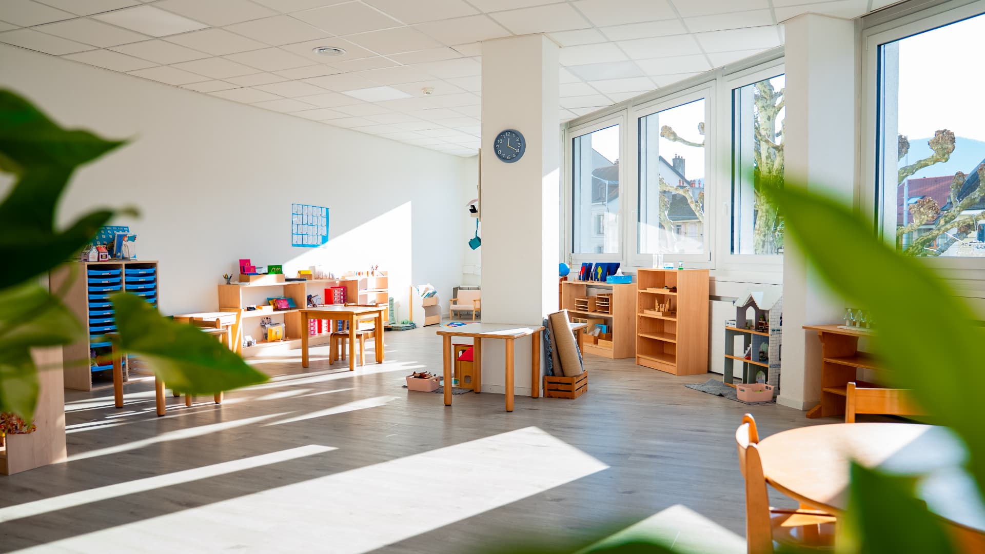 Photographe entreprise Annecy — espace éducatif lumineux