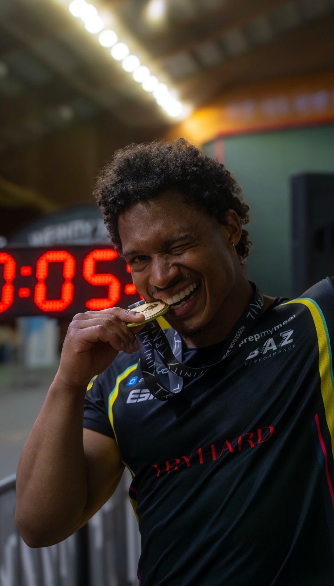Photographe sport Annecy — médaille d'athlète